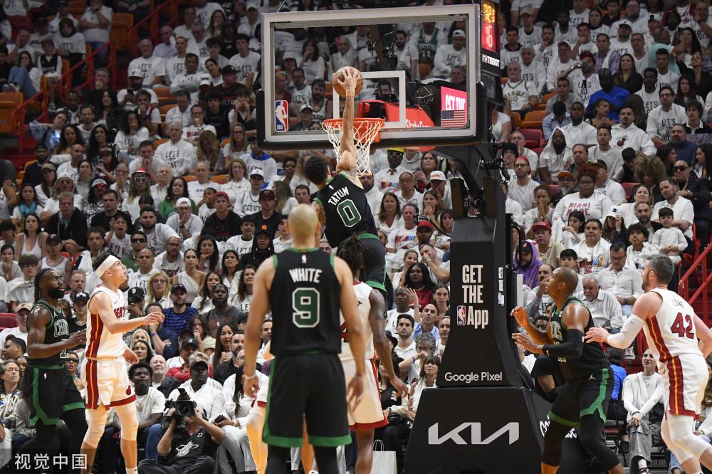 卡马尔达的 卡马尔达的